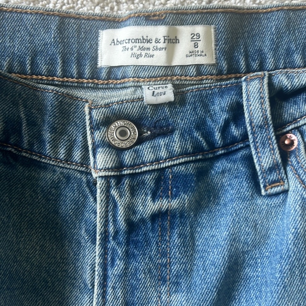 Abercrombie & Fitch Curve Love High Rise Shorts